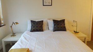 Shared Dormitory, 1 Bedroom, City View | 1 bedroom - Room in Guest Room - Comfortable Single Room in Coventry (Coventry)