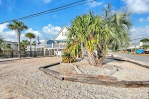 House, Multiple Beds (Coastal Bliss) | Property grounds