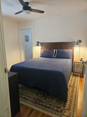 2 dormitoris, planxa i posts de planxar, wifi i roba de llit 