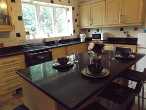 Shared Dormitory, 1 Bedroom, City View | Interior - Room in Guest Room - Spacious Double Room in Coventry (Coventry)