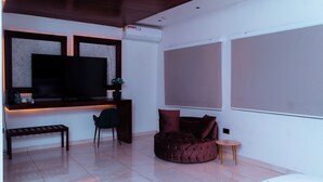 Room - Tchetche Hotel & Restaurant (Accra)