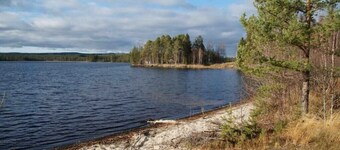 Enormt hus och 350m egen sandstrand Hedsjö