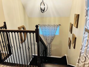 Interior - 7 minute walk from the strip! (Geneva)