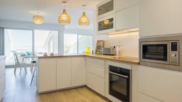 MikrovÄgsugn, ugn, spishÀll och diskmaskin