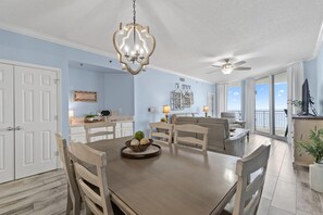 Apartment, Mehrere Betten (Palacio 1704) | Speisen
