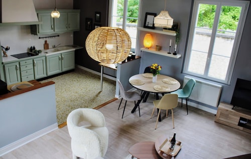 Maison de charme - Two Bedroom House, Sleeps 4