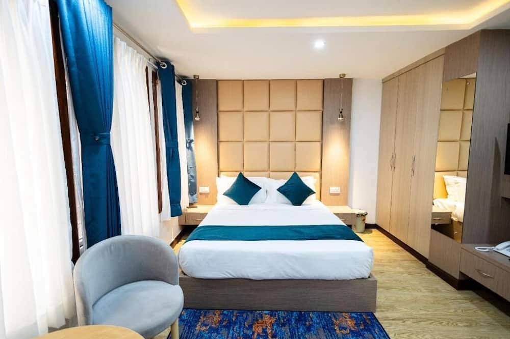 SRK Service Apartment And Hotel
