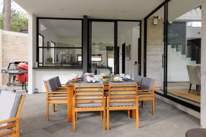 Familiehus, hageutsikt | Terrasse/patio