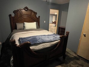 3 Schlafzimmer, Bügeleisen/Bügelbrett, kostenloses WLAN, Bettwäsche