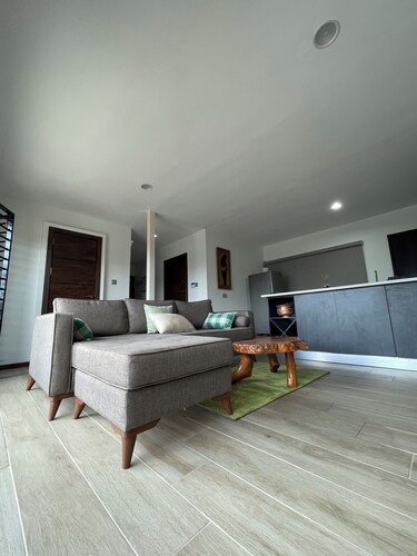 Container Home Retreat