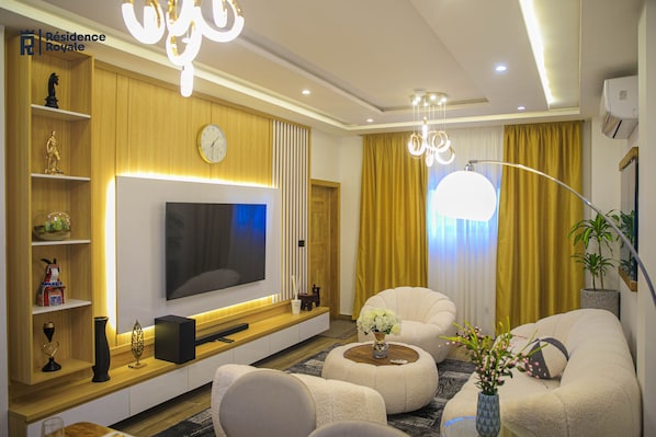 Appartement, en-suite badkamer (Cuisine - Table à manger) | Een minibar, individueel gedecoreerd, gratis wifi, beddengoed