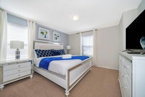 7 bedrooms - Solterra Discount7bdrm/slps18,pool/ spa,themes 565 (Davenport)