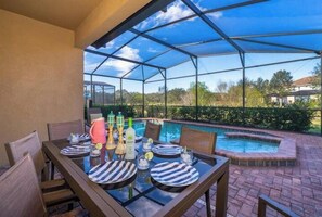 Outdoor dining - Solterra sleeps 14 5bdrm, Grill, GR/SPA/POOL 5429 (Davenport)