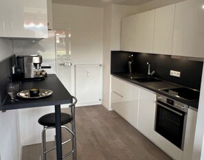 Fridge, oven, stovetop, dishwasher - Vacation apartment TrauDi - your perfect retreat for a relaxing vacation. (Oberstdorf)