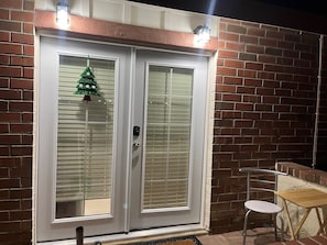 Exterior detail - Fernandez Luxury Suite (Las Vegas)