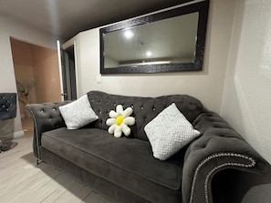 Smart TV - Fernandez Luxury Suite (Las Vegas)