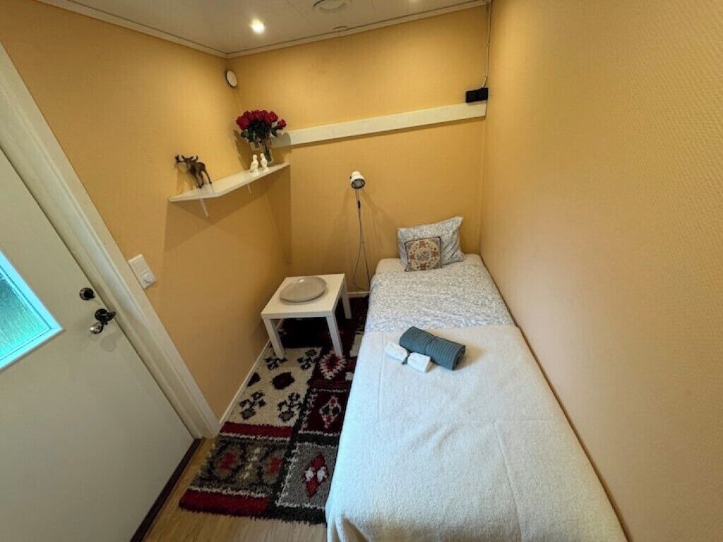 3 chambres, fer et planche à repasser, Wi-Fi, draps fournis