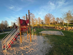 Children’s area - Företagsbostad, hus med 3 sovrum, stor bastu, kök (Dannäs)
