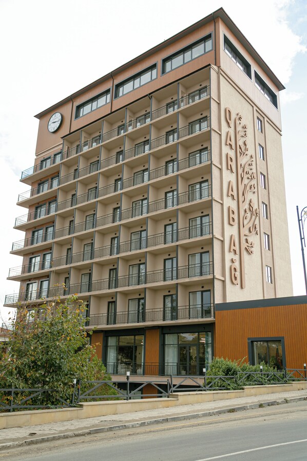 Front of property - Qarabag Hotel (Shusha)