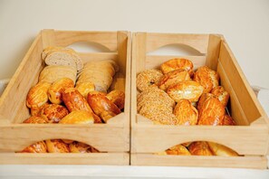 Free daily buffet breakfast  - Qarabag Hotel (Shusha)