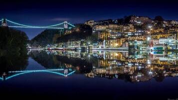 Comfort Apartment, 1 Bedroom, Courtyard View | City view