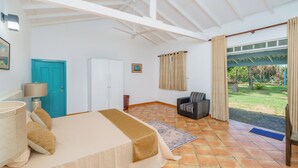 Deluxe Double Room - Amy's Haven (Wadduwa)