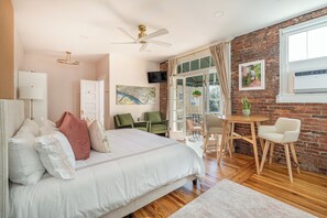 1 Schlafzimmer, Bügeleisen/Bügelbrett, WLAN