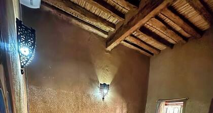 Charming bed & breakfast with WiFi and AC in serene Zagora