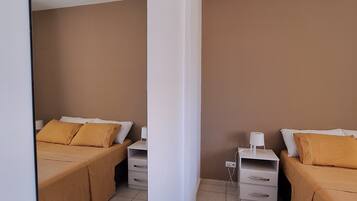 2 habitaciones, tabla de planchar con plancha y wifi gratis