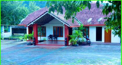 Three bedroom vintage House