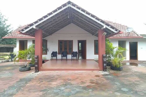 Three bedroom vintage House