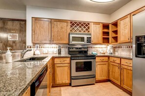 Cookware/dishes/utensils - Falcon Point 1 Bedroom Condo with fireplace

 (Avon)