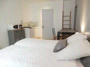 1 Schlafzimmer, Bügeleisen/Bügelbrett, WLAN, Bettwäsche