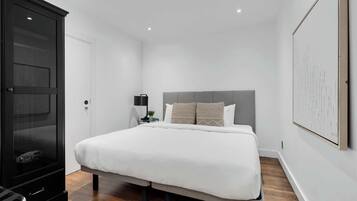 2 bedrooms, desk, iron/ironing board, travel crib