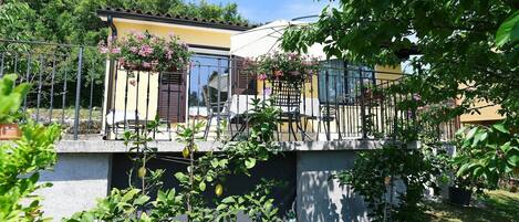 House (One Bedroom Holiday Home) | Exterior