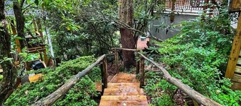 Lake Life Love: Cute 2BR Hideaway on Tranquil Mirror Lake!"
