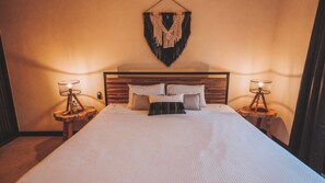 4 chambres, fer et planche à repasser, Wi-Fi, draps fournis