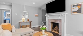 Scott Luxe Villa | HotTub, FirePit, Pool, Billiards, Ping Pong