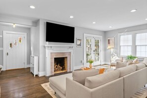 Interior - Scott Luxe Villa w Pool, Hot Tub & Games! (Greensboro)