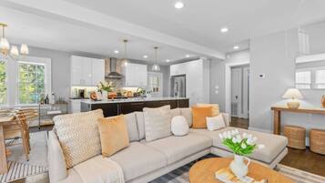 Smart TV, mesa de pingue-pongue