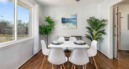 Modern Bungalow | Game Room | Fire Pit | Grill