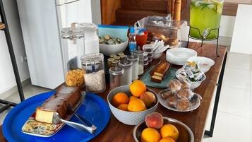 Petit déjeuner continental compris tous les jours