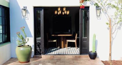 Villa Encanto- Luxe 6BRs • Courtyard • Game Room