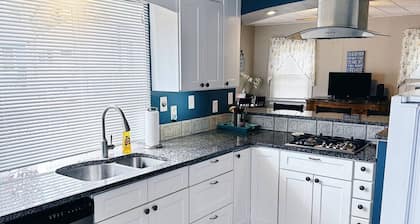 Charming 2-bedroom cottage in beautiful Cape May