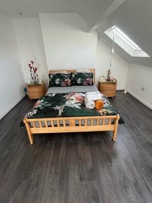 Apartment | 1 bedroom, free WiFi, bed sheets