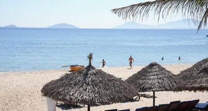 Shadyside 3:Step to the beach House [private house