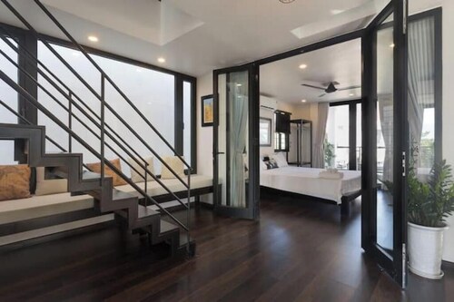 Shadyside 2: The Beach Map House [private villa]