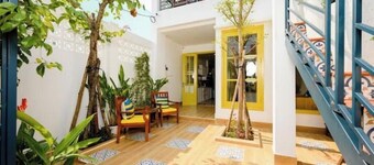 Mustard house