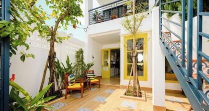 Mustard house