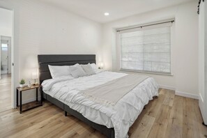 4 chambres, bureau, fer et planche à repasser, Wi-Fi